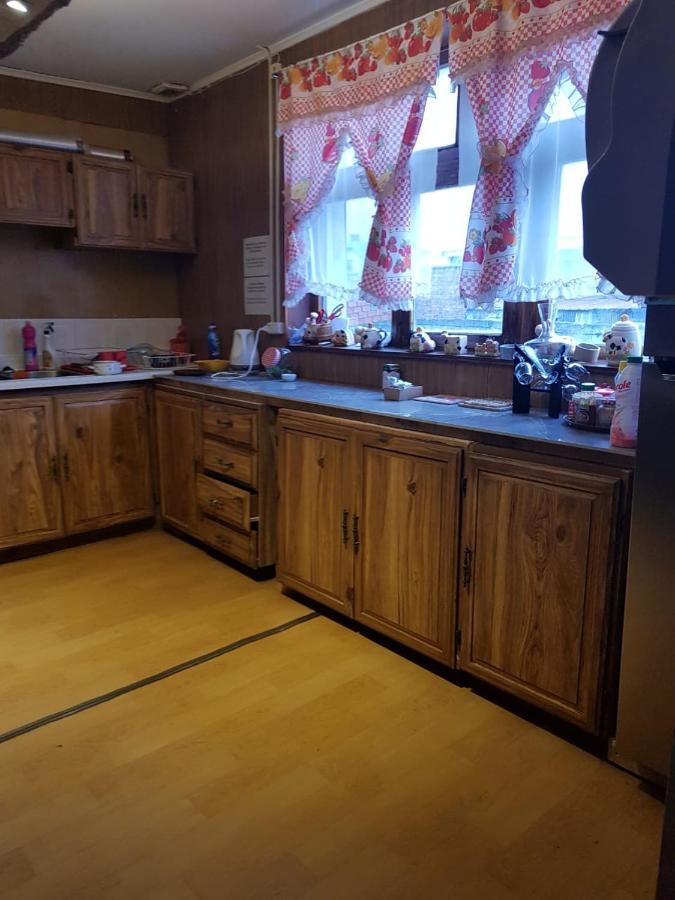 Hostel La Morenita Пунта-Аренас Экстерьер фото